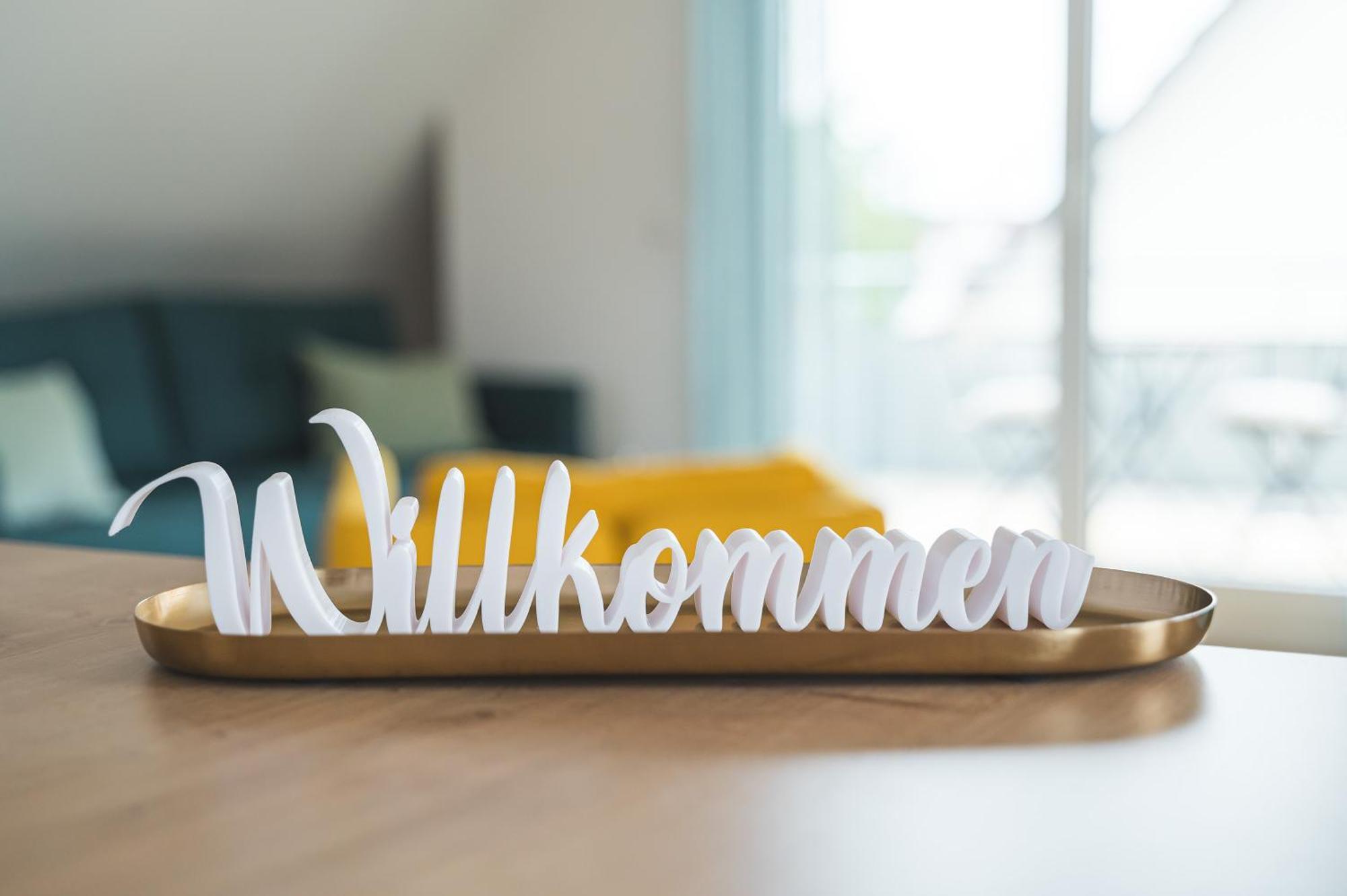 Design-Apartment - Kueche - Balkon - Tiefgarage Leinfelden-Echterdingen Eksteriør bilde
